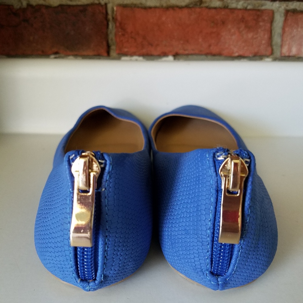 Blue flats - Picture 3 of 4
